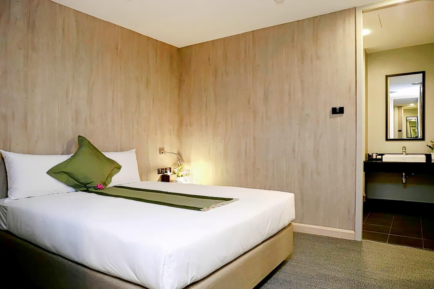 Sleep Box by Miracle