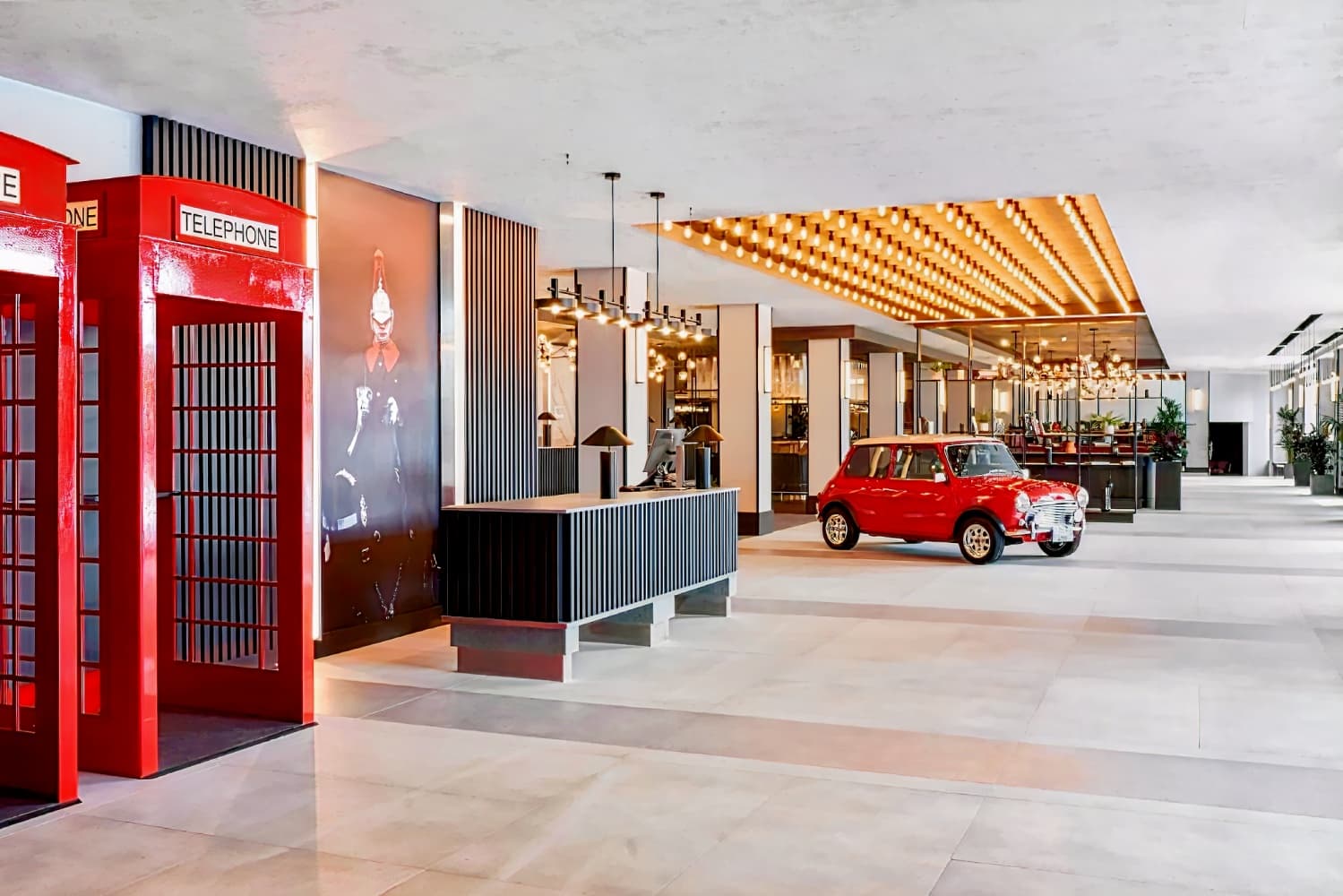 Radisson RED Heathrow