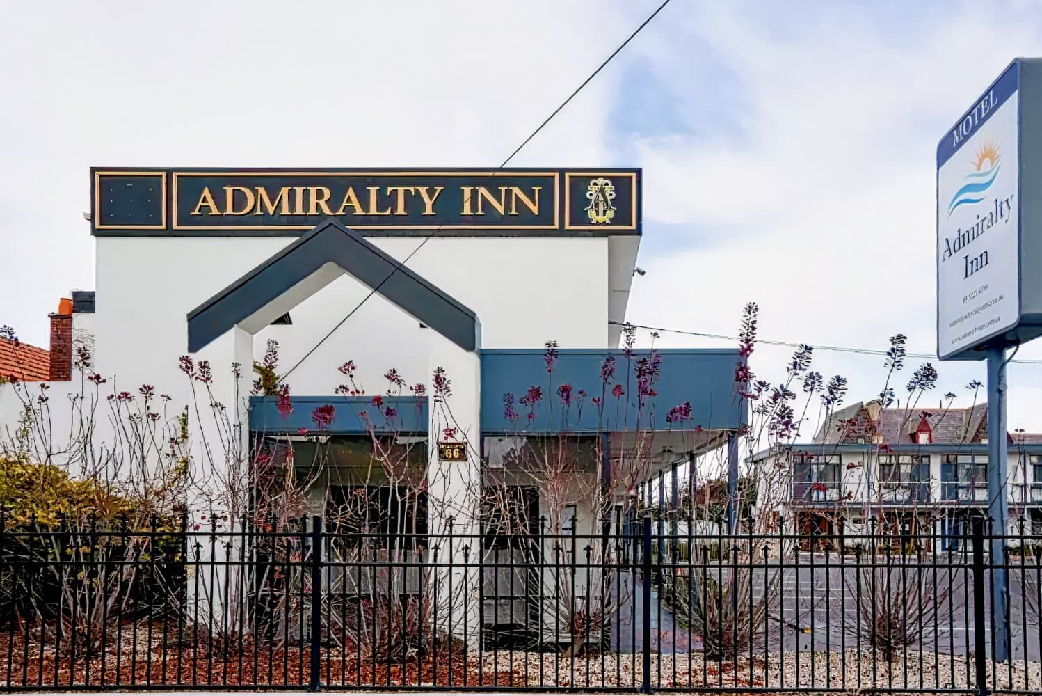 Admiralty Inn