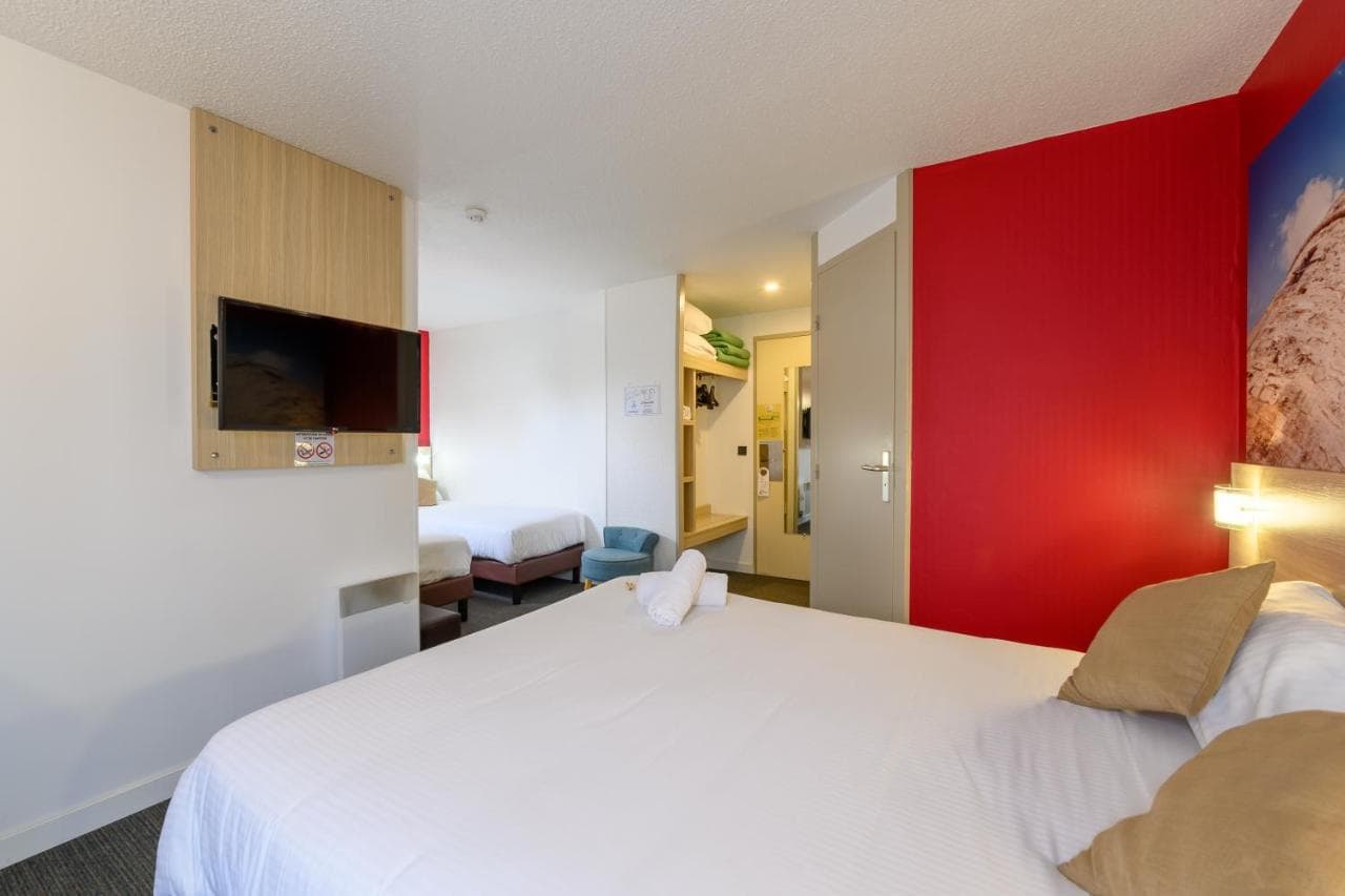 Brit Hotel Confort Cambrai