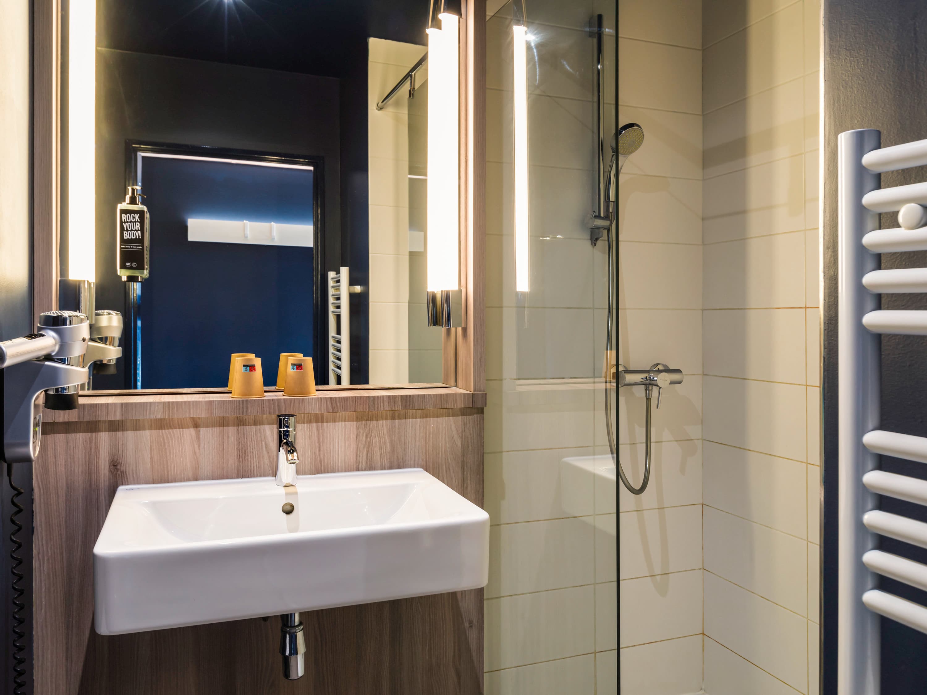 ibis Lyon Est Meyzieu