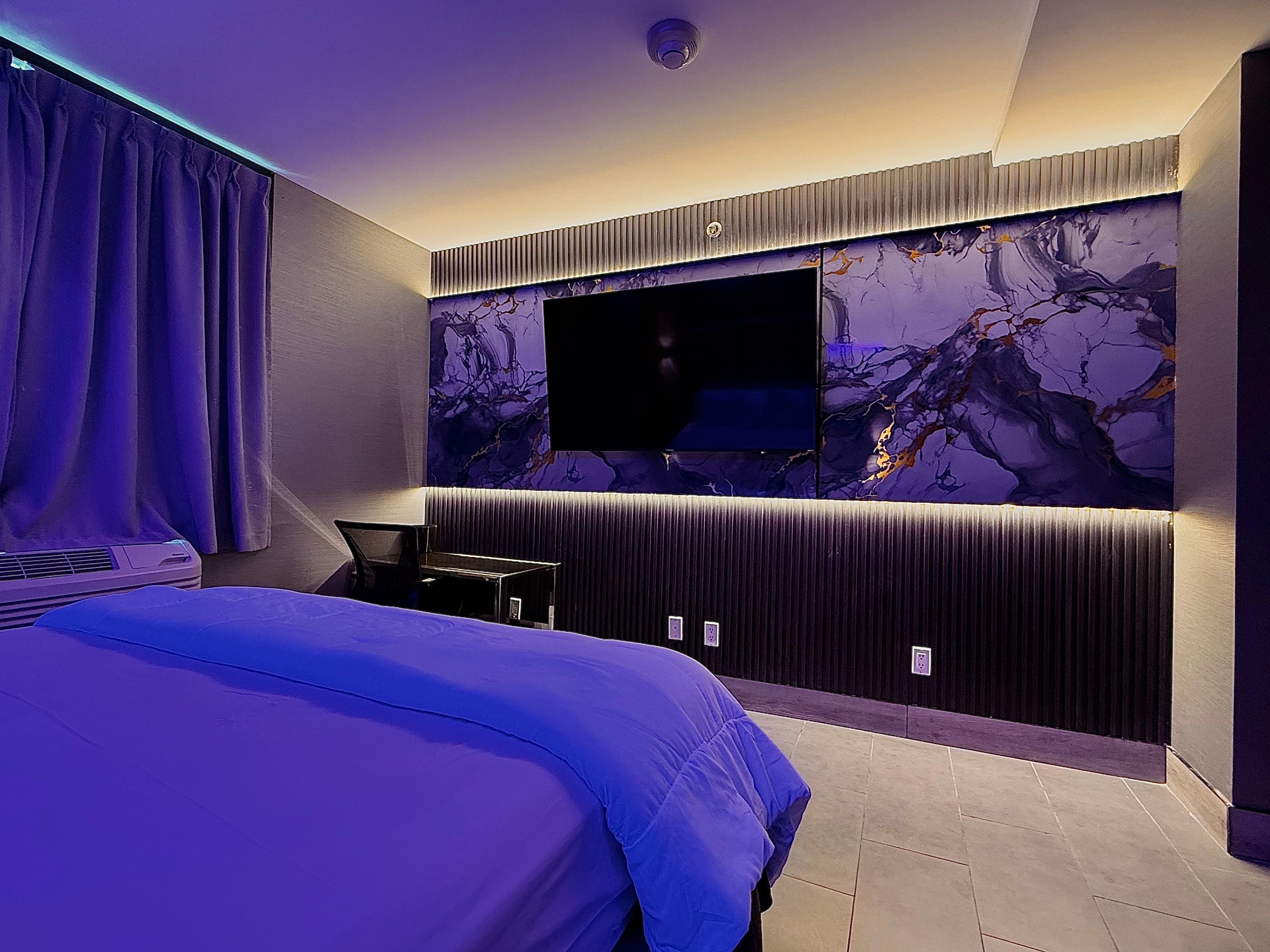 Umbrella Hotel Bronx