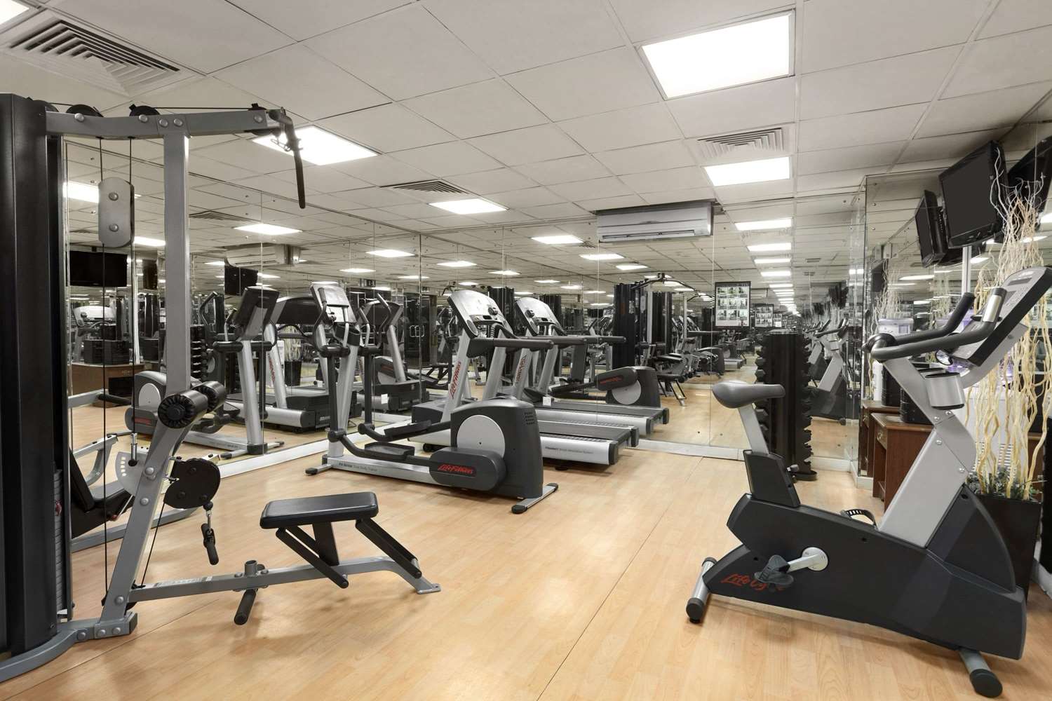 Howard Johnson Bur Dubai