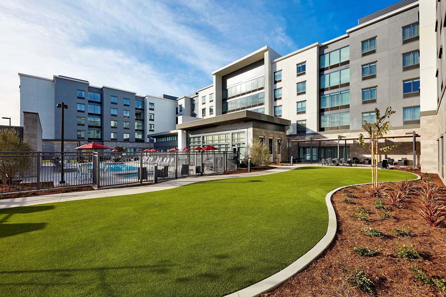 Homewood Suites by Hilton Long Beach Airport