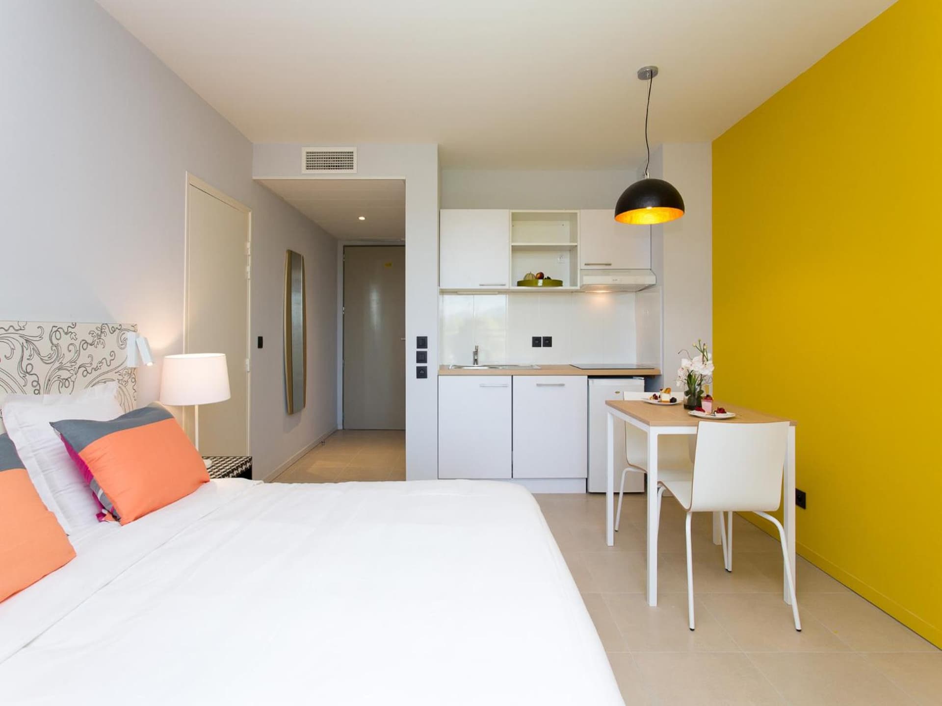 Adonis Mougins