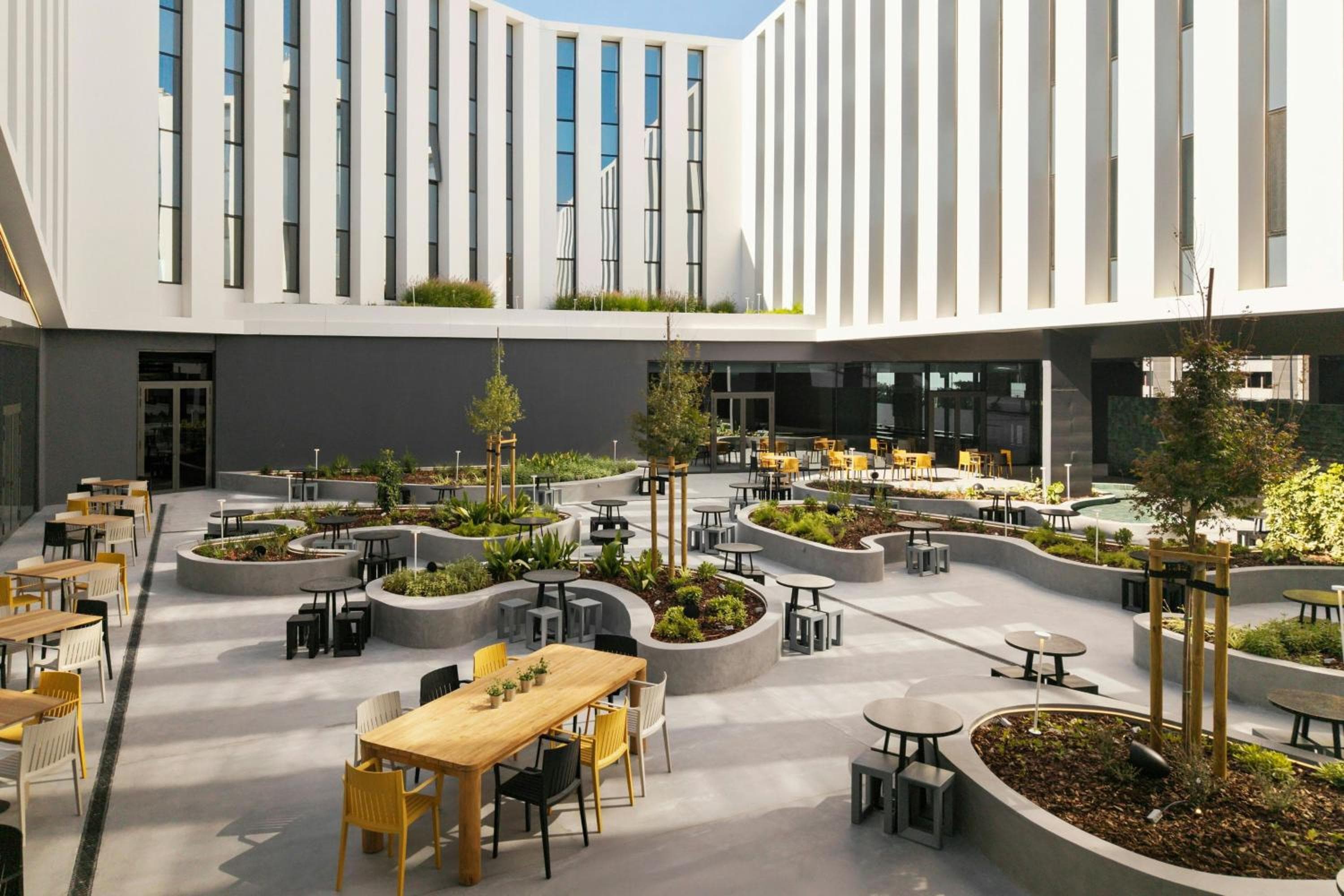 Moxy Alfragide Lisboa