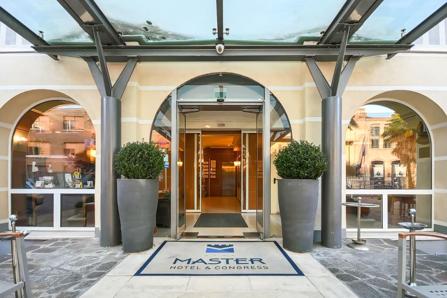 Hotel Master