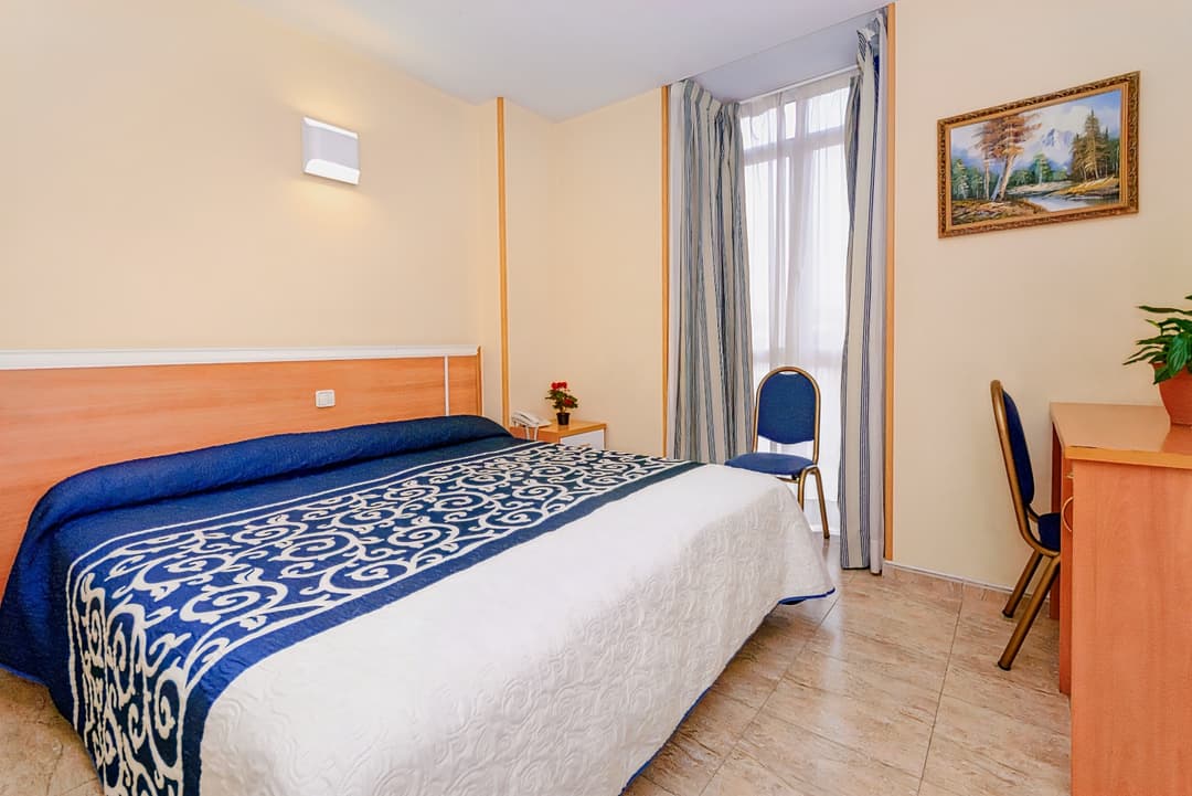 Hotel Barajas Plaza (OLD)