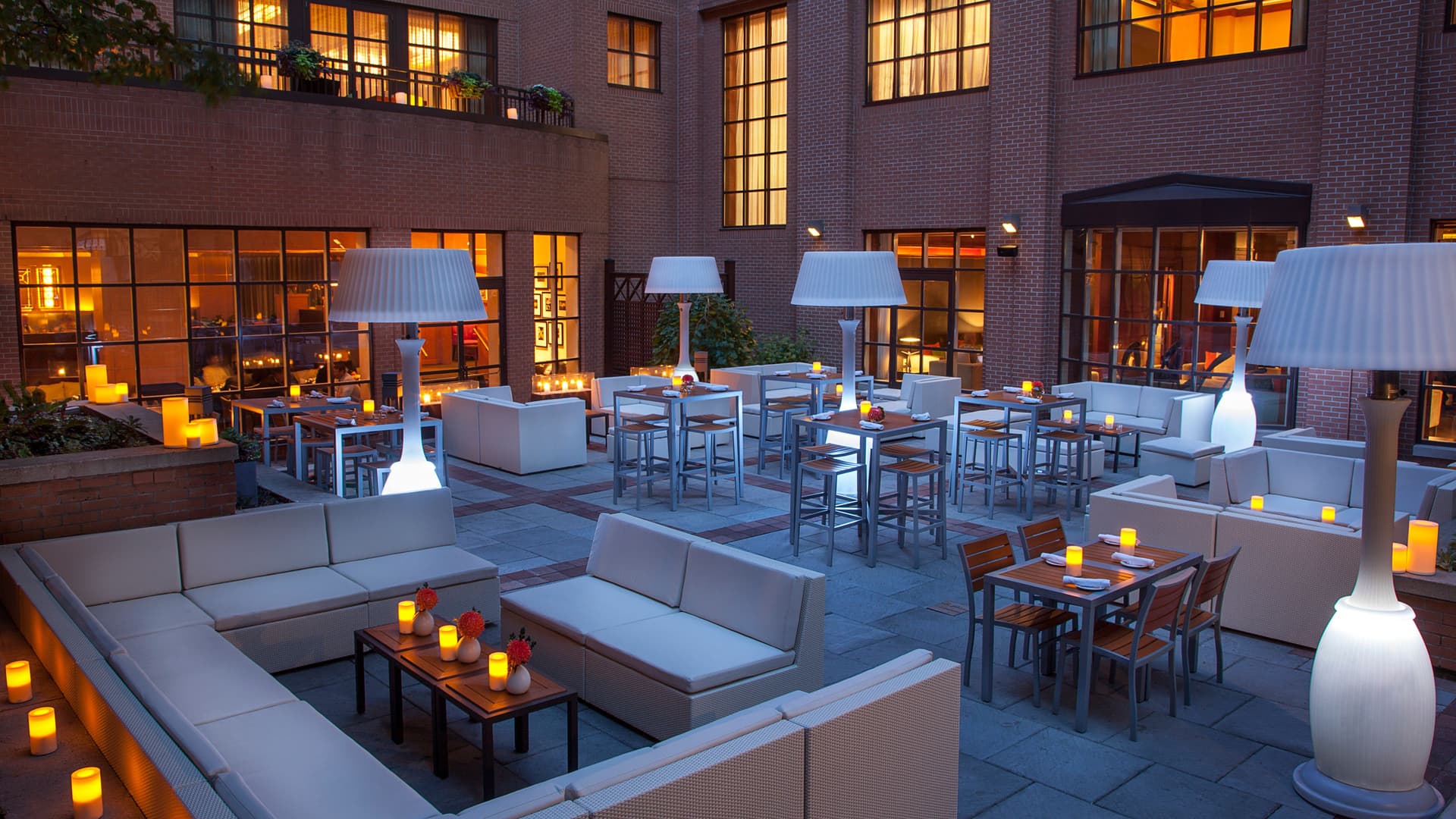 The Yorkville Royal Sonesta