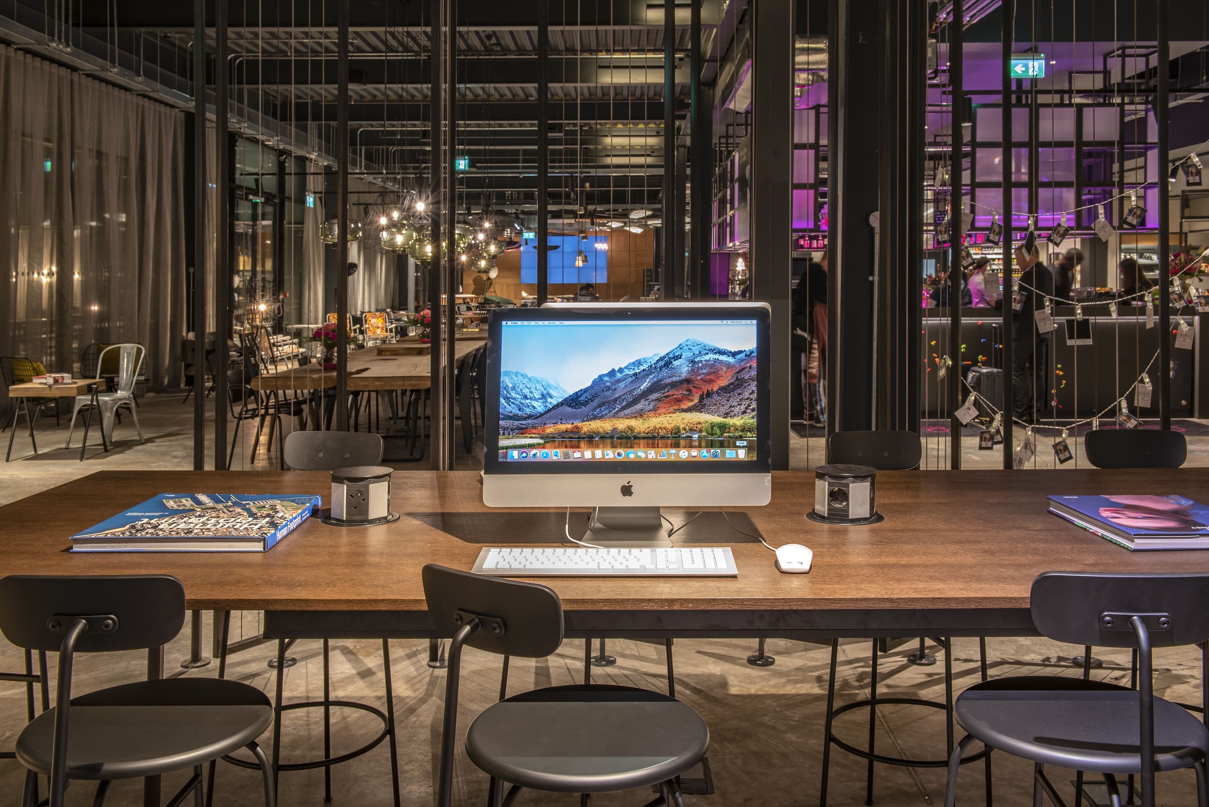 Moxy London Heathrow Airport