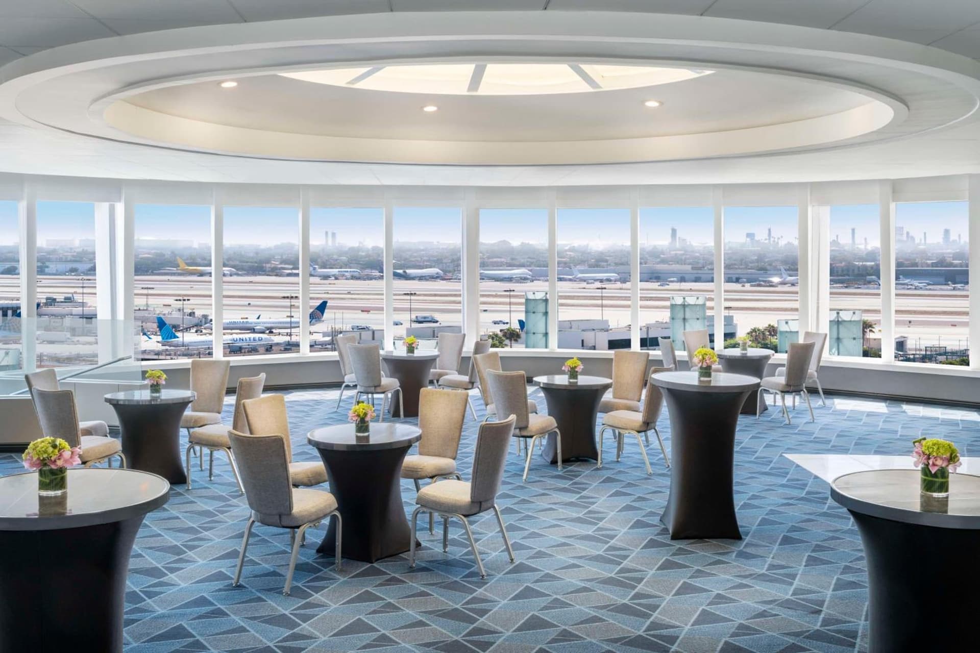 Hyatt Regency Los Angeles International Airport