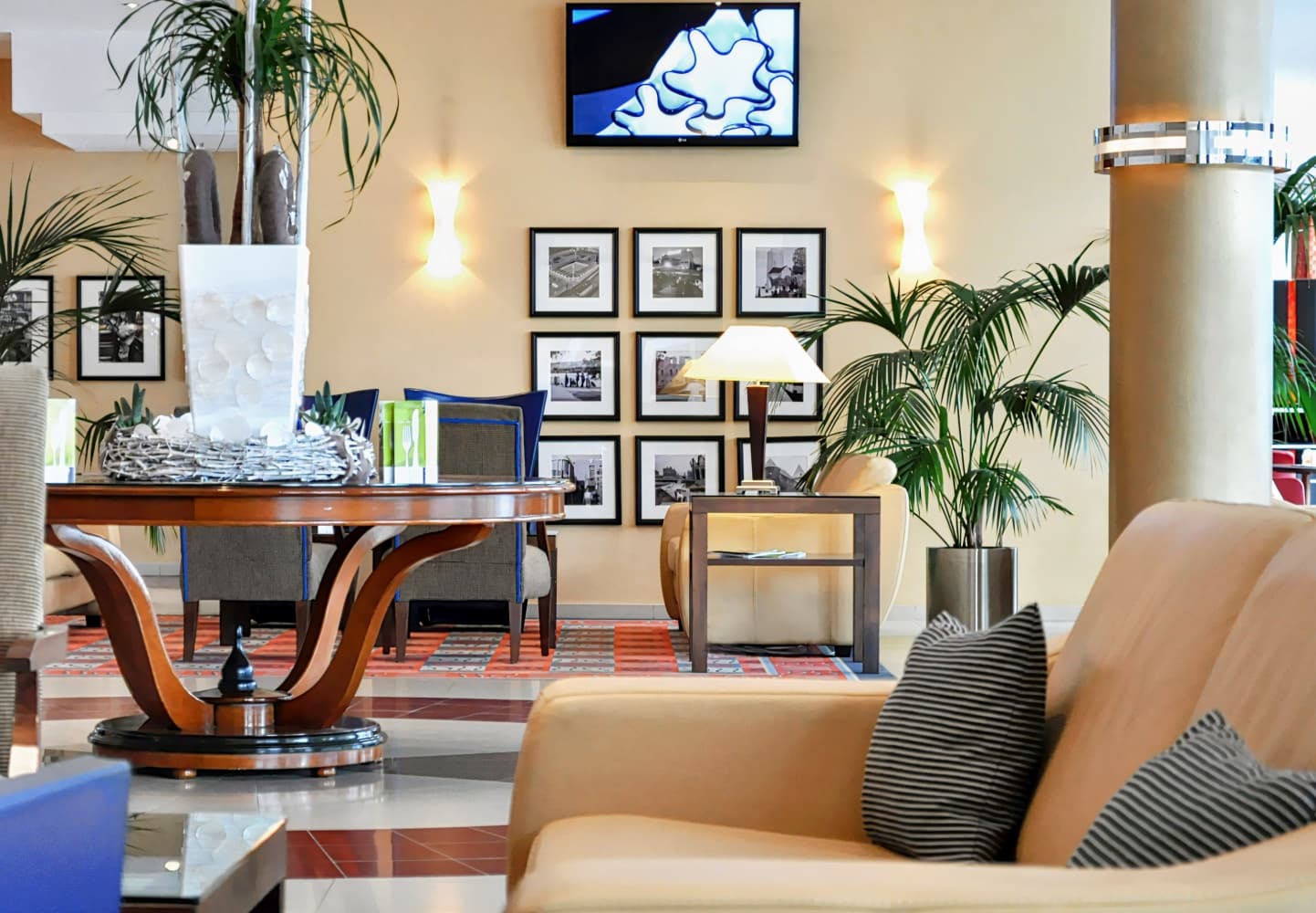 stays by friends Bochum