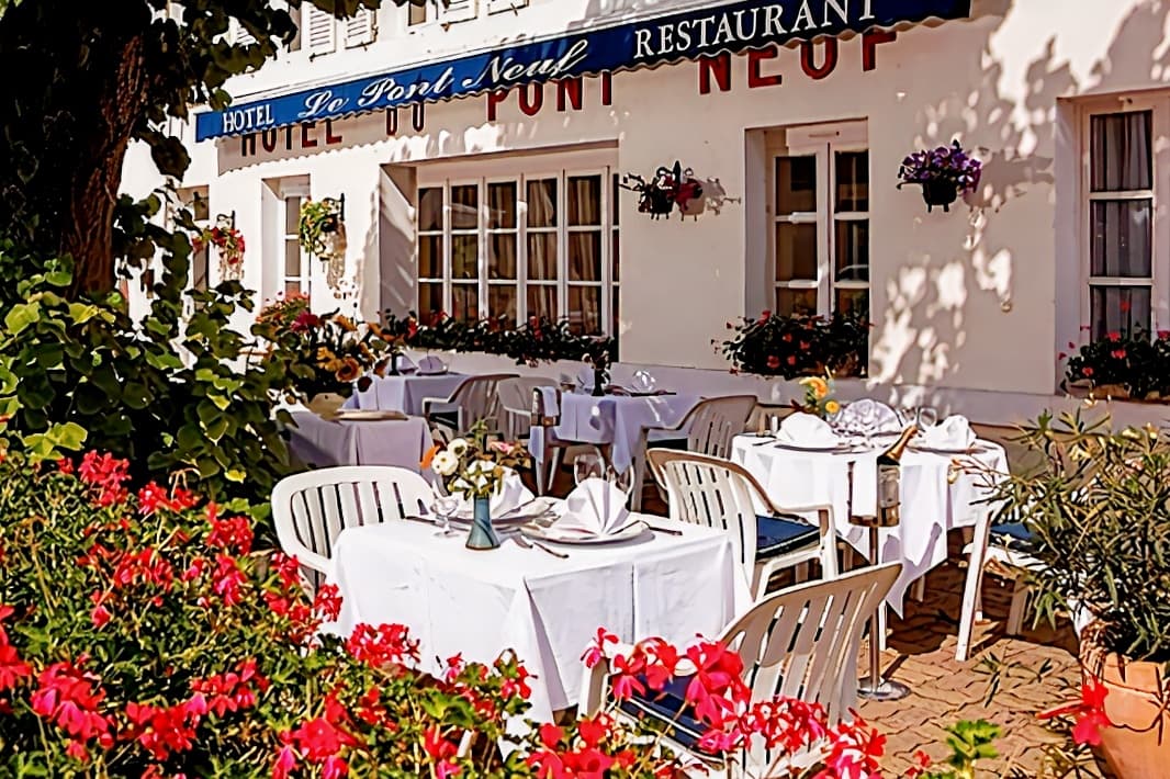 Logis Hôtel du Pont Neuf