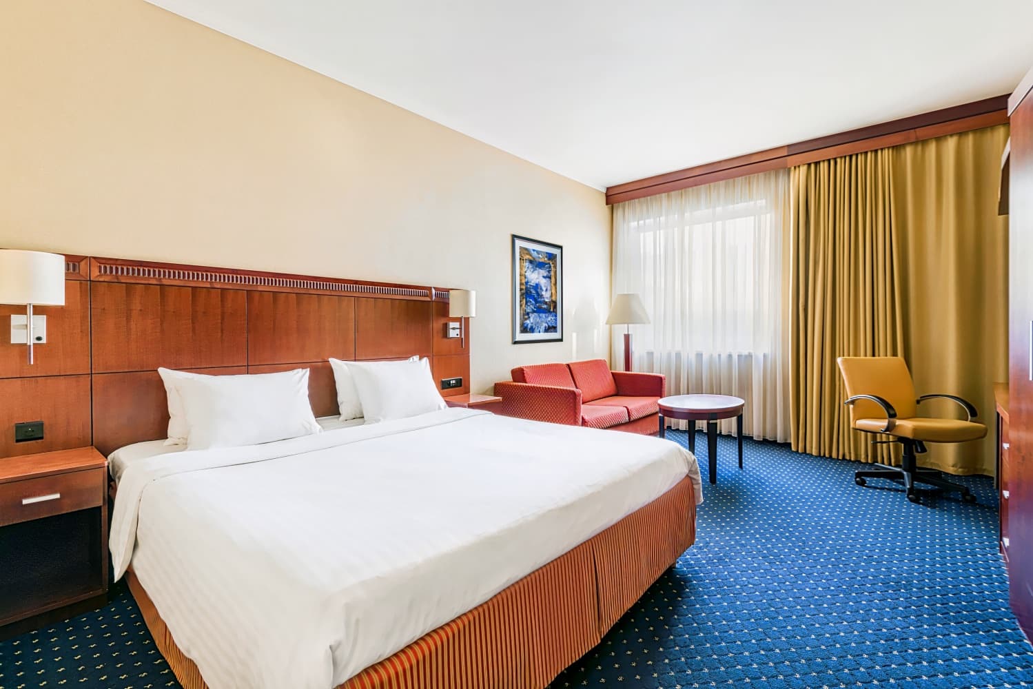 Courtyard by Marriott Prague City