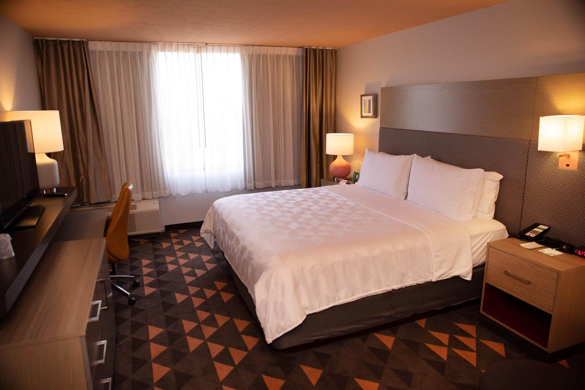 Holiday Inn Houston Hobby Airport, an IHG Hotel