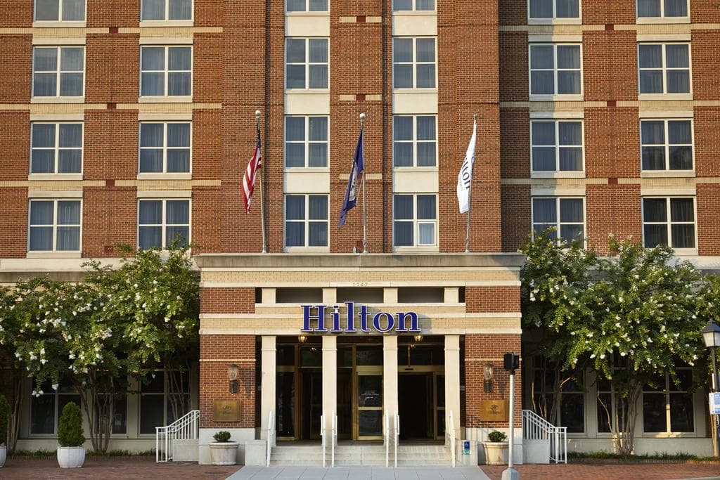 Hilton Alexandria Old Town