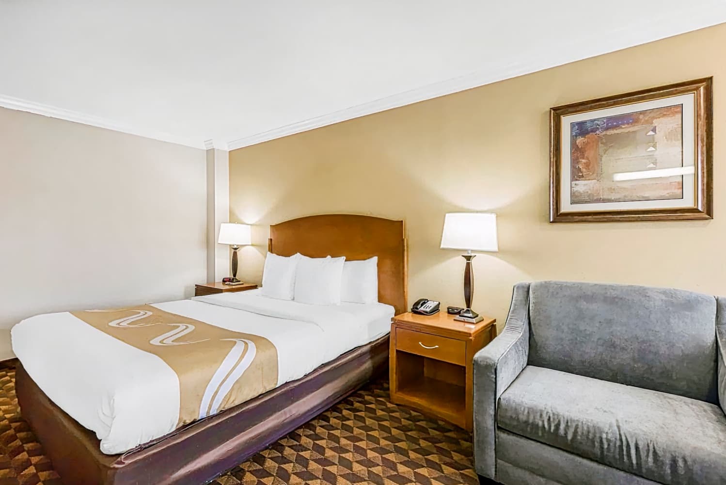 Quality Inn & Suites Los Angeles Airport - LAX