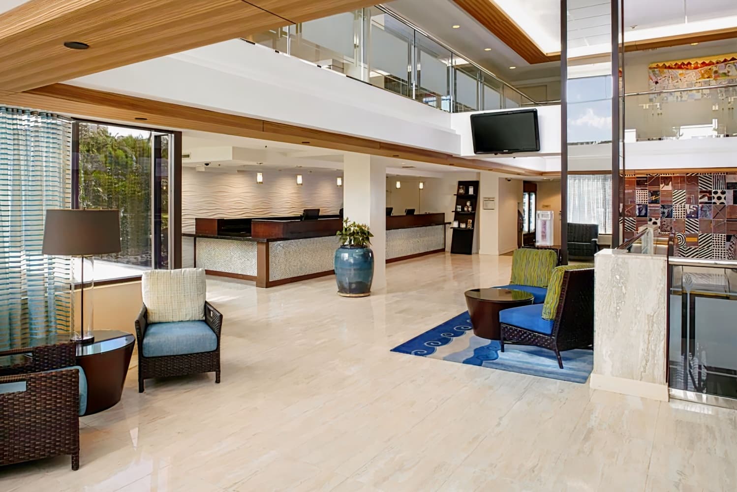 DoubleTree by Hilton Alana - Waikiki Beach