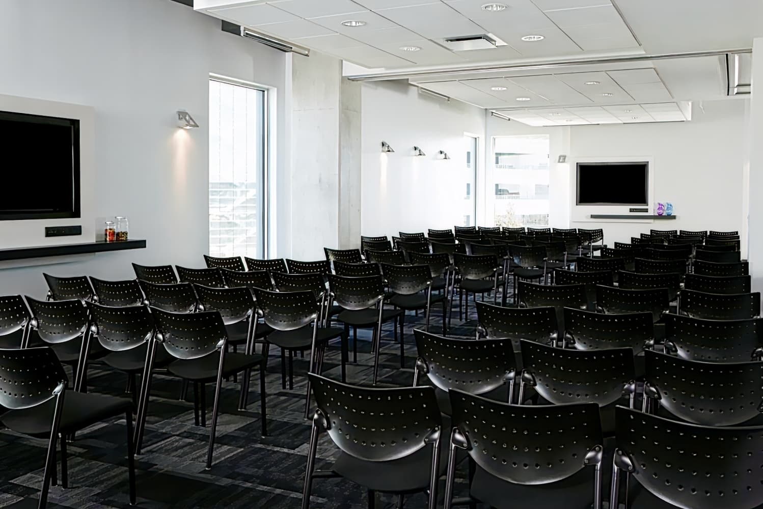 Alt Hotel Toronto Airport