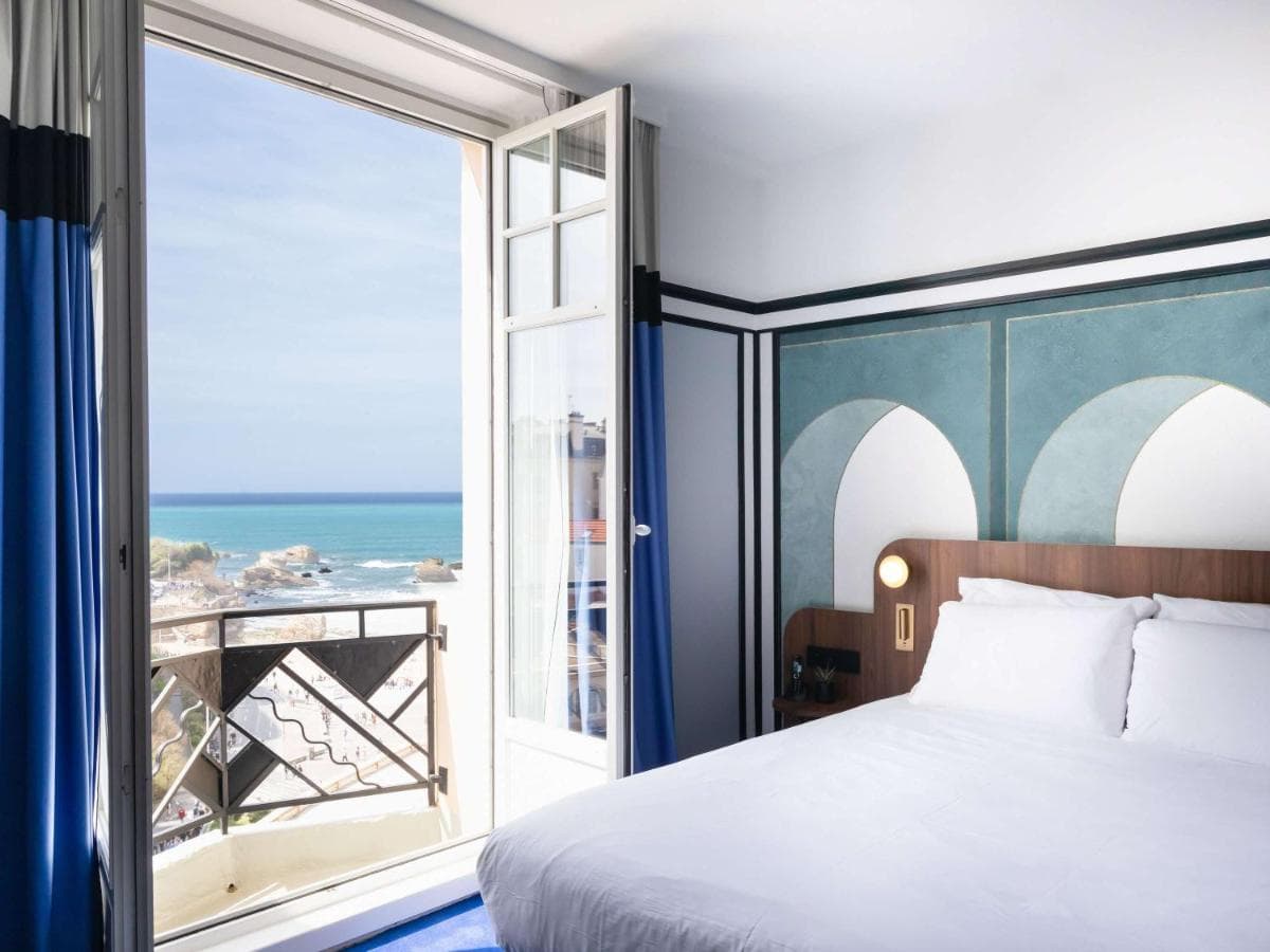 Hotel Plaza Biarritz Plage - Handwritten Collection