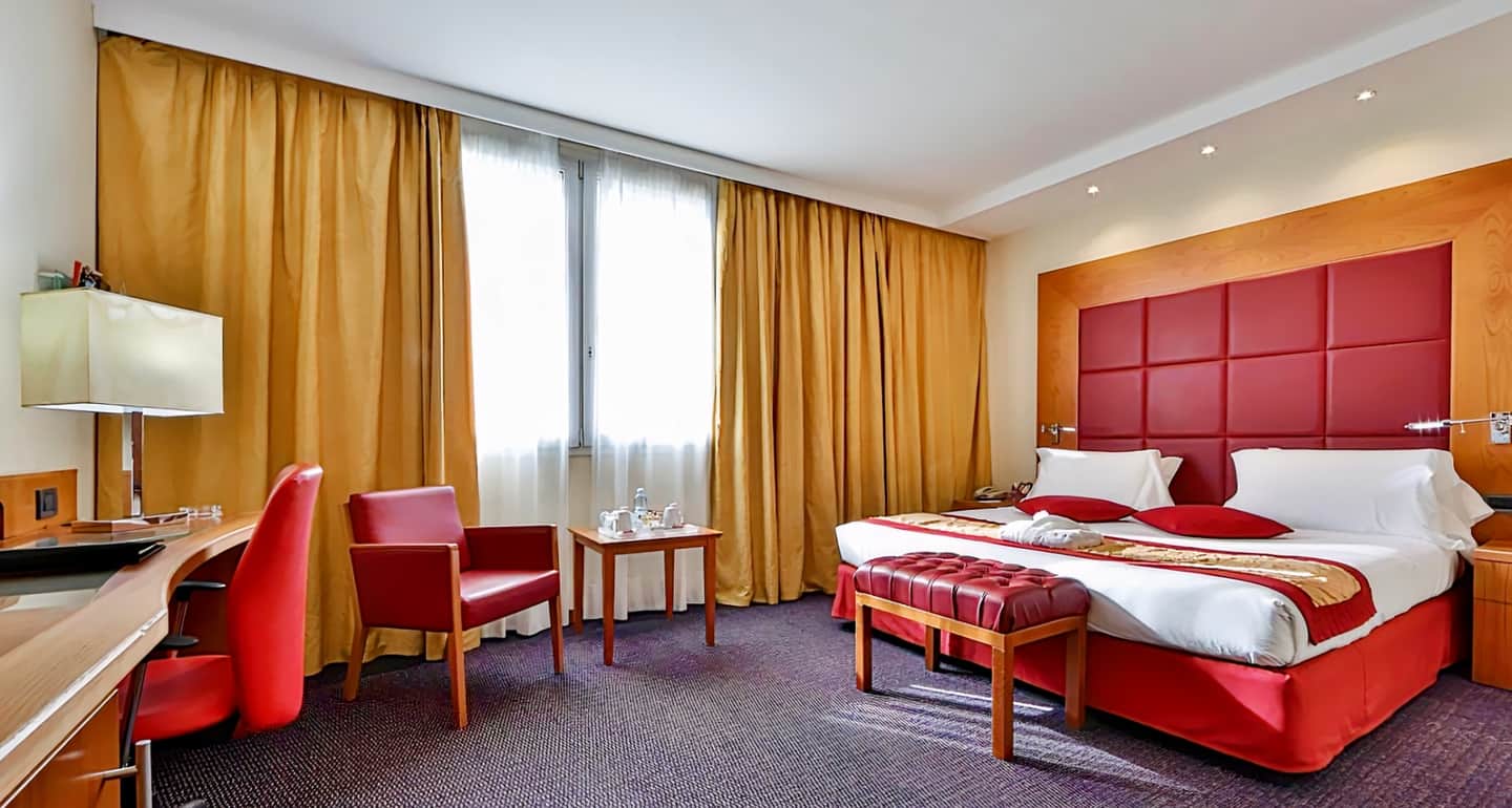 Crowne Plaza Venice East, an IHG Hotel