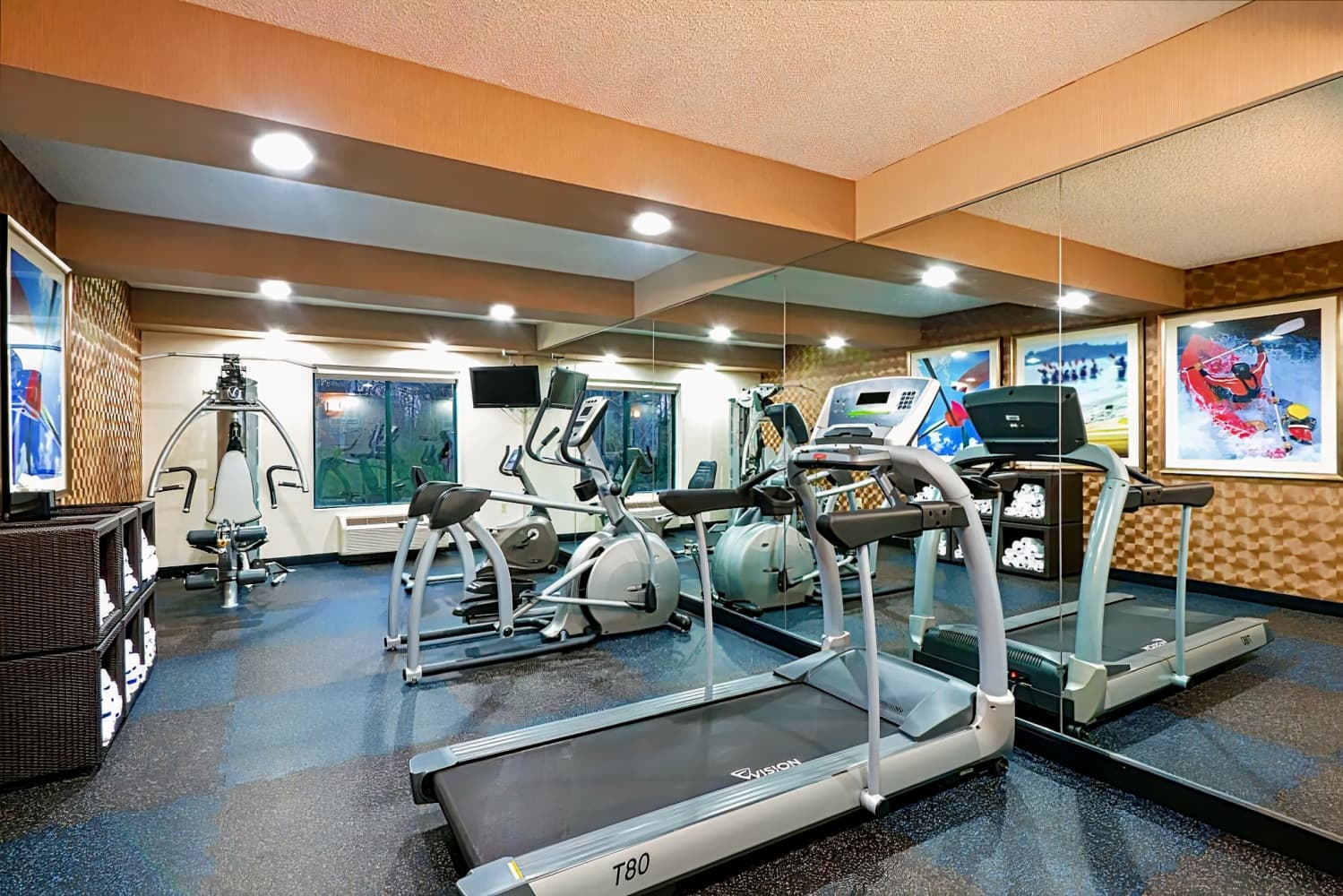 Holiday Inn Express & Suites Little Rock-West