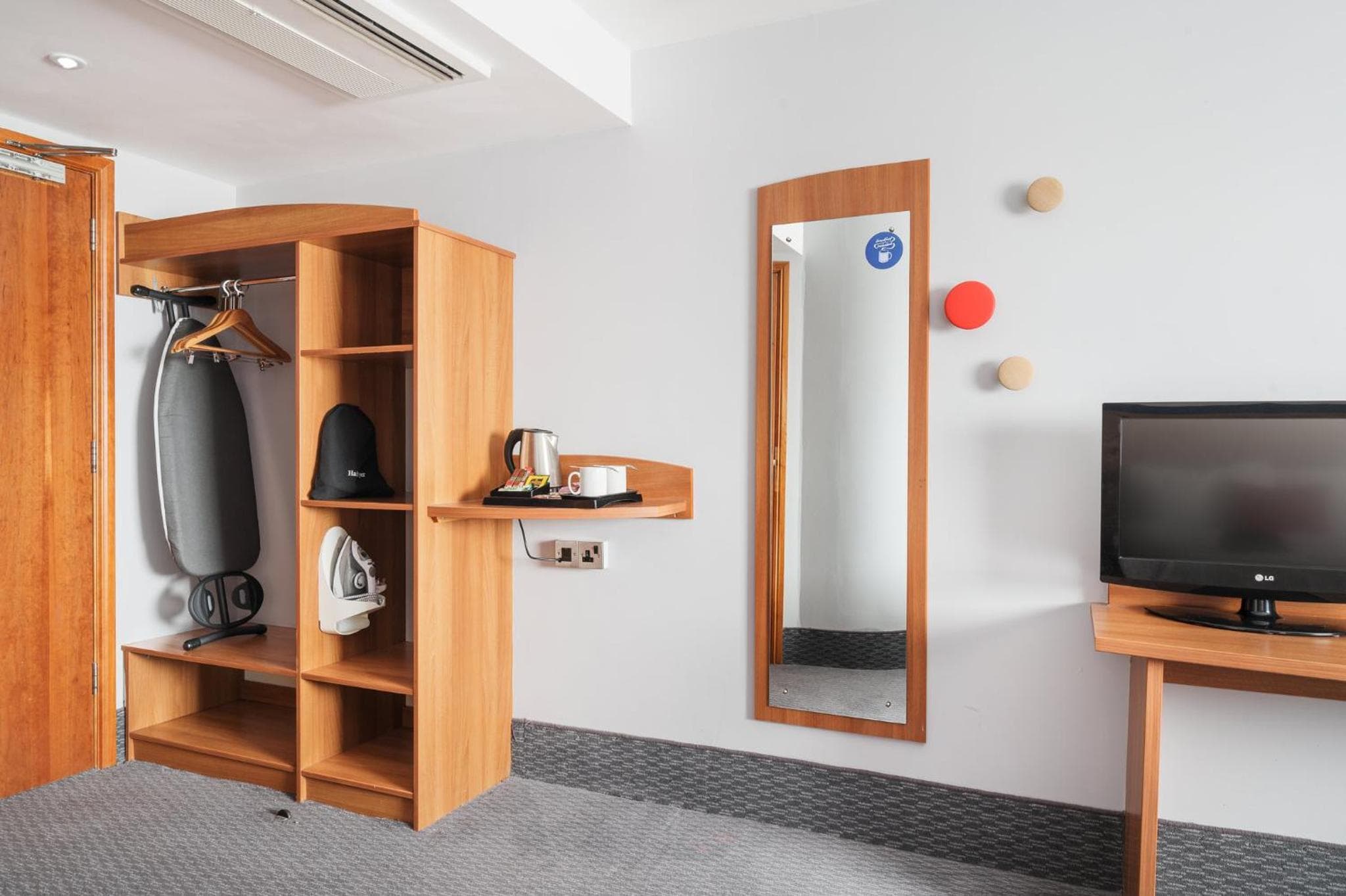 Holiday Inn Express Shrewsbury, an IHG Hotel