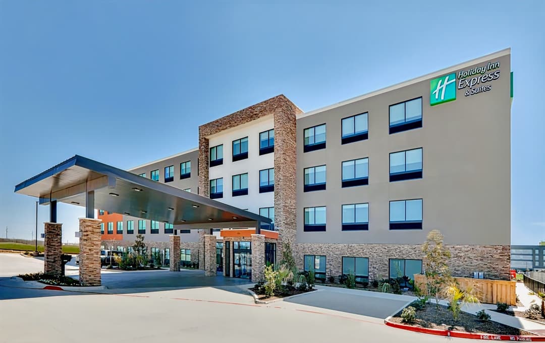Holiday Inn Express & Suites Fort Worth North - Northlake