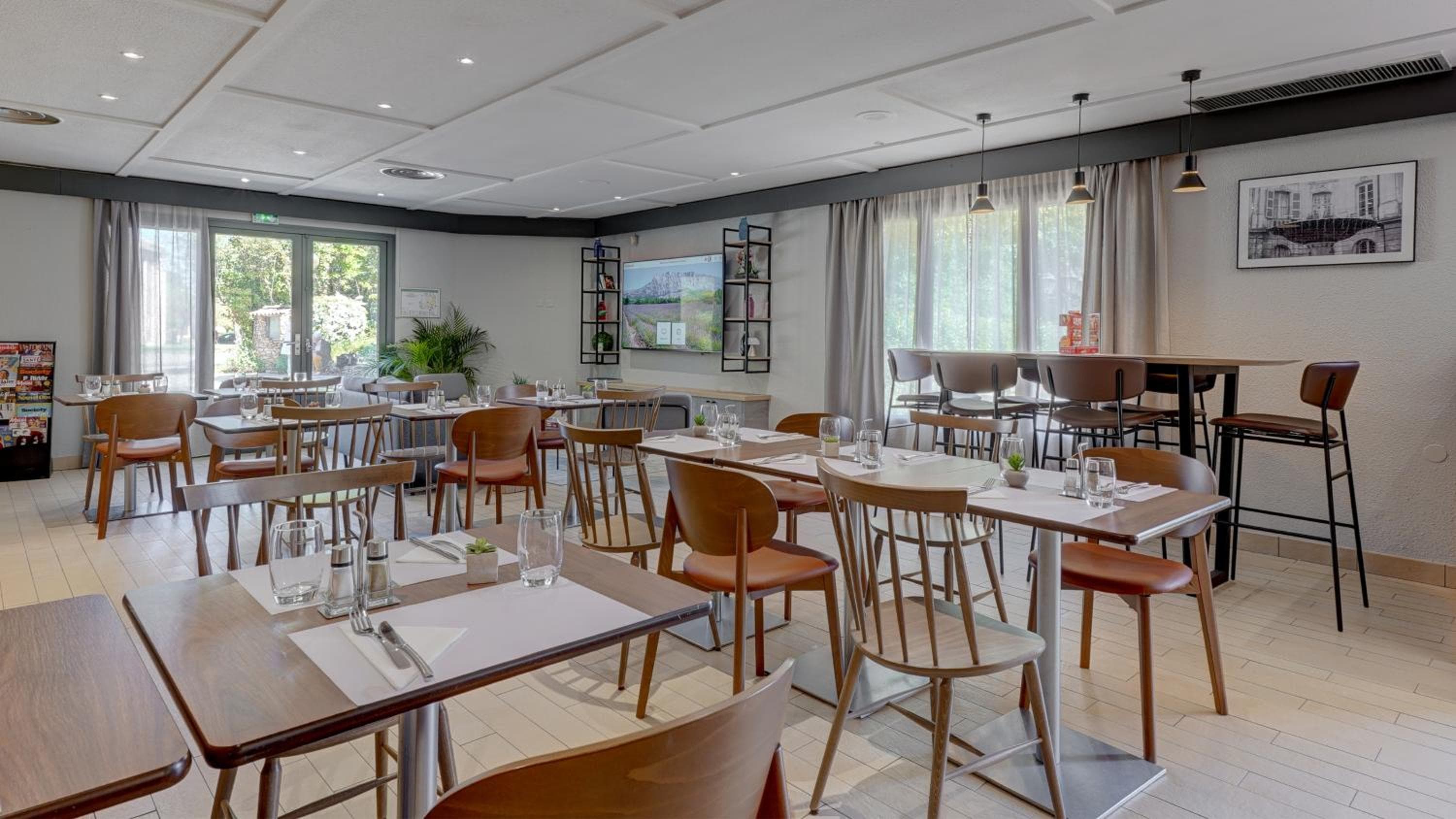 Campanile Poitiers Sud Aéroport