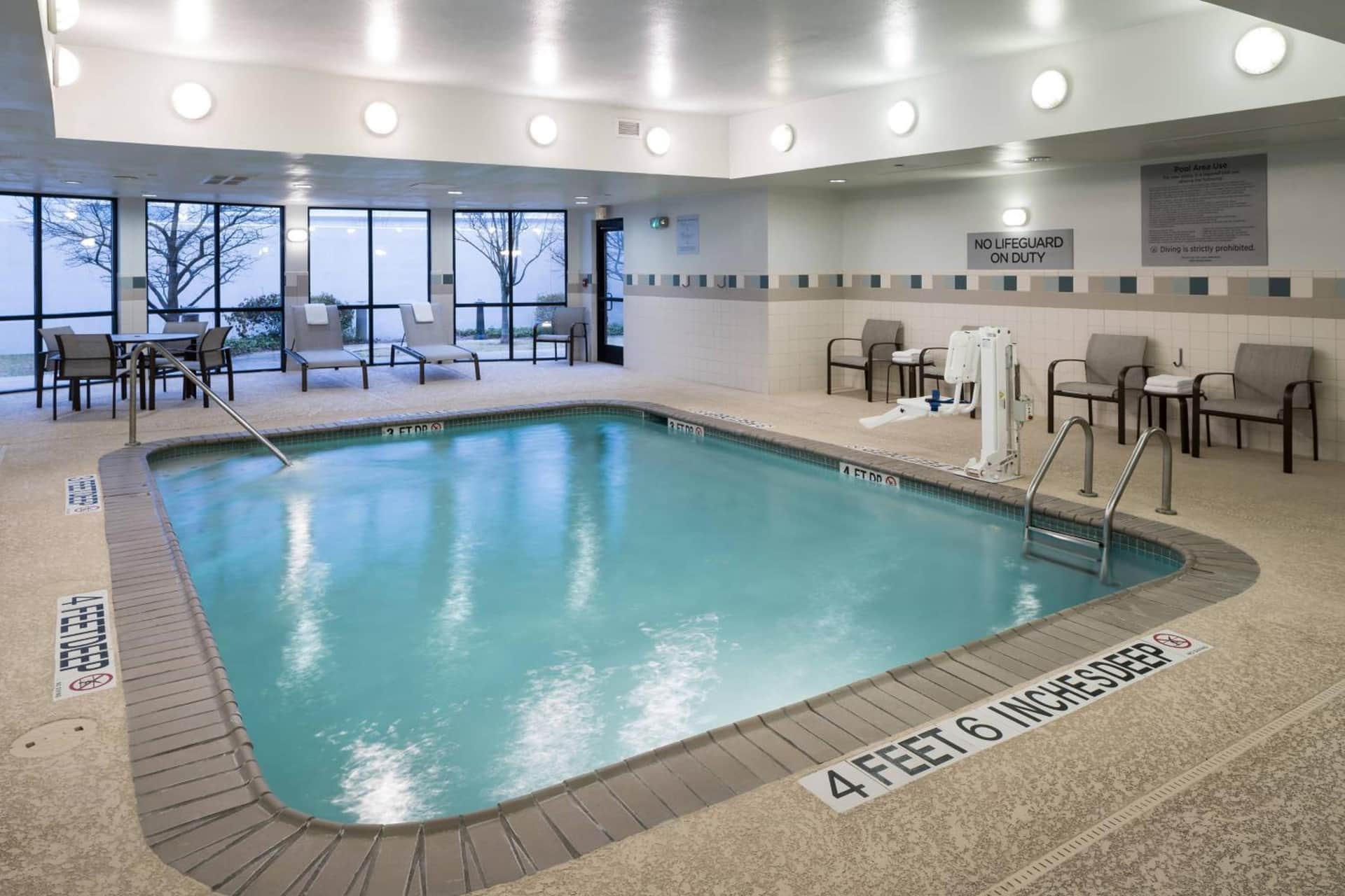 Courtyard by Marriott West Orange