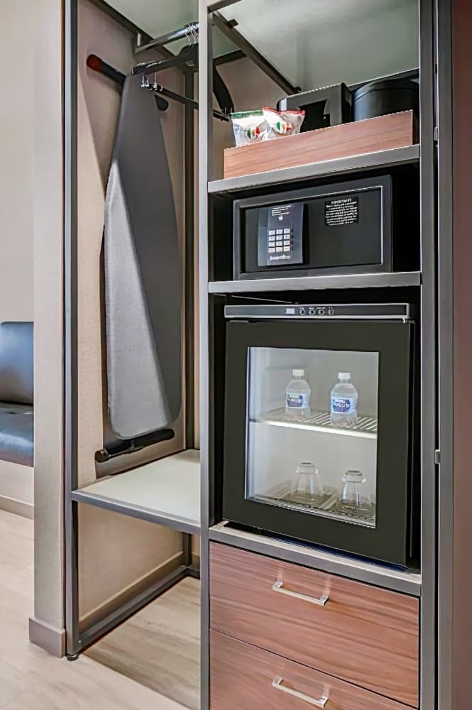 AC Hotel Louisville Downtown