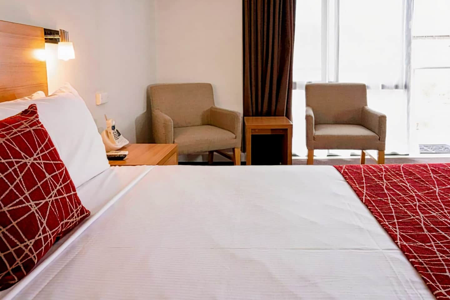 Admiralty Inn