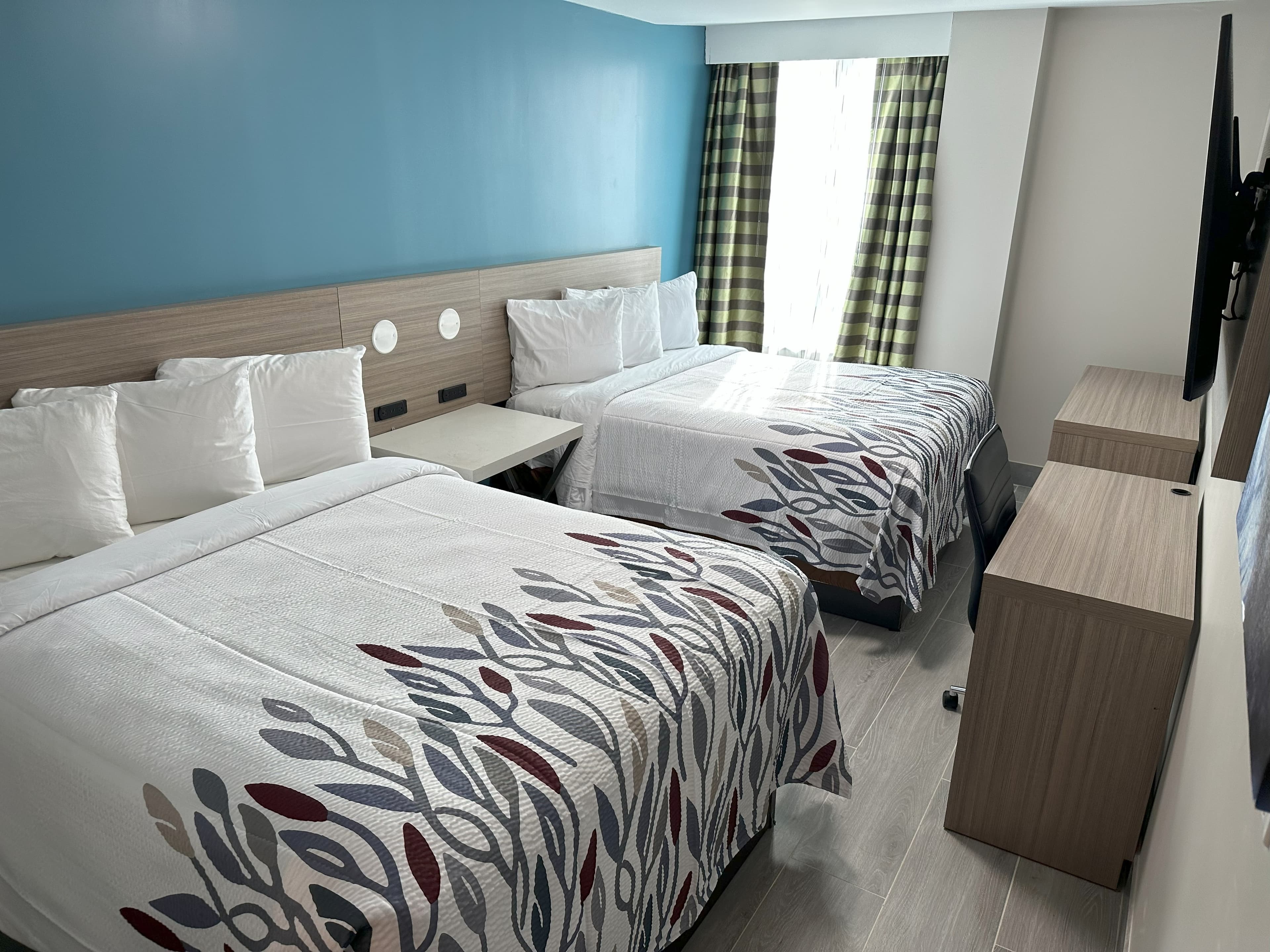 Red Roof PLUS Brooklyn - Flatbush Ave