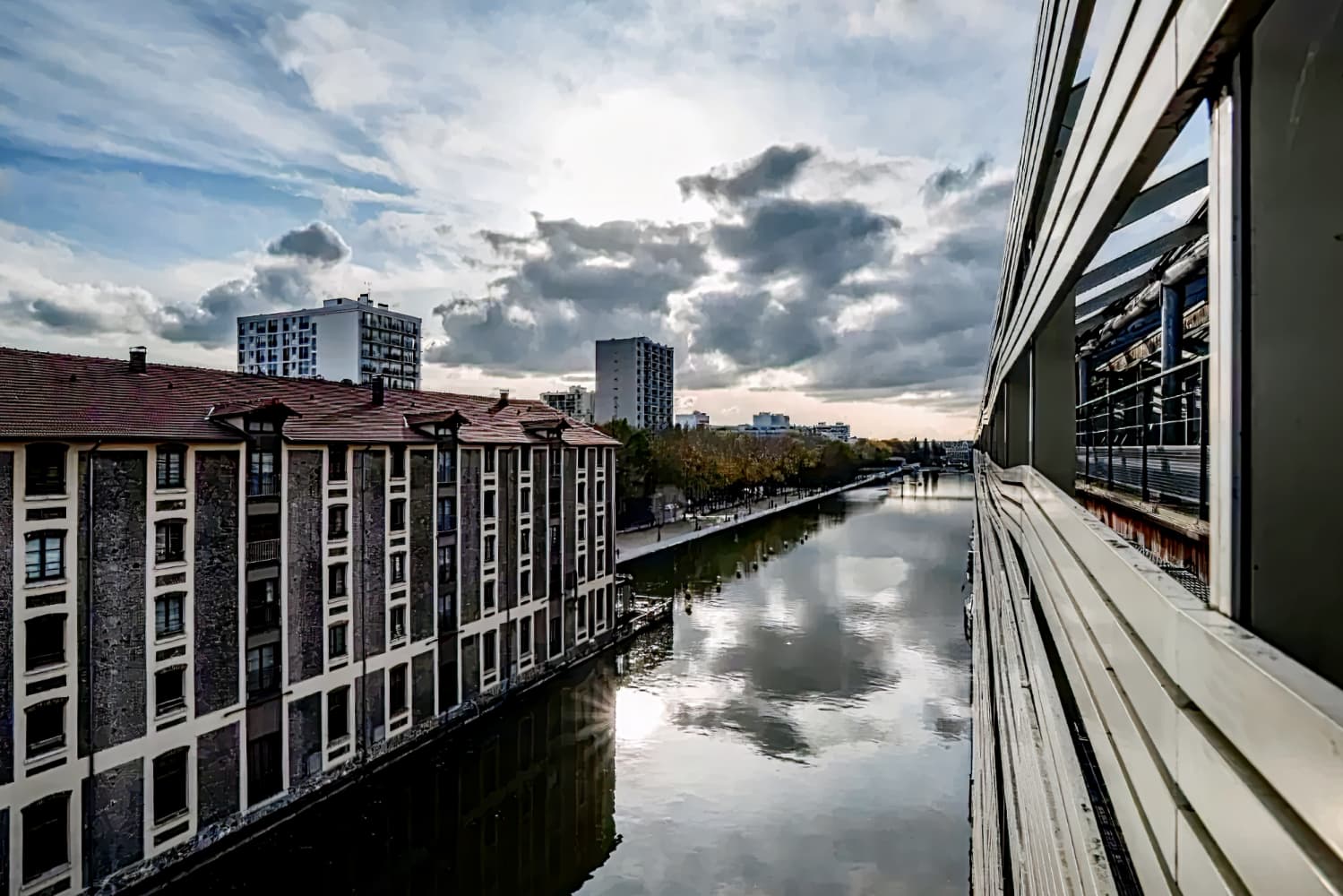 Holiday Inn Express Paris - Canal de la Villette, an IHG Hotel