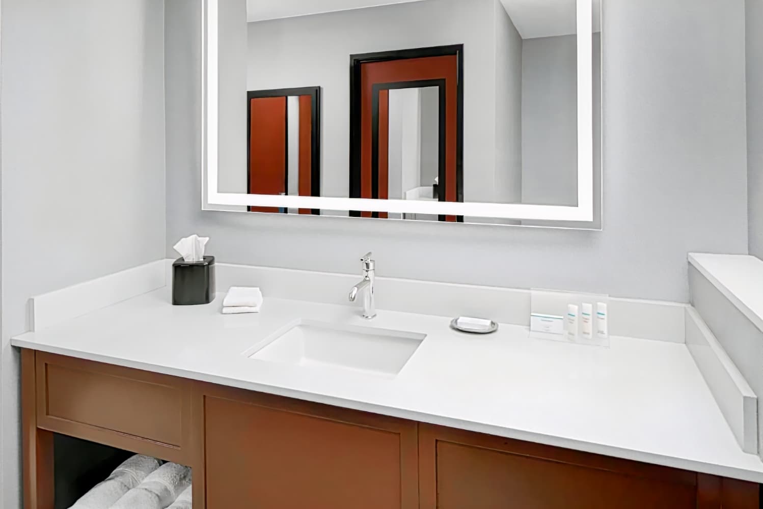 Hampton Inn Phoenix-Biltmore