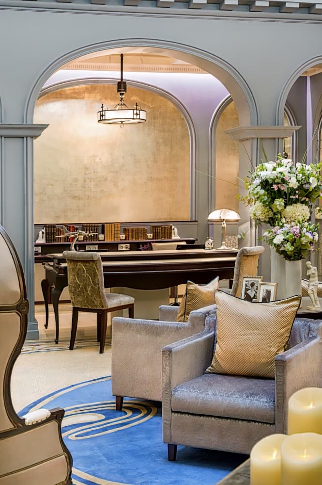 La Clef Louvre Paris by The Crest Collection