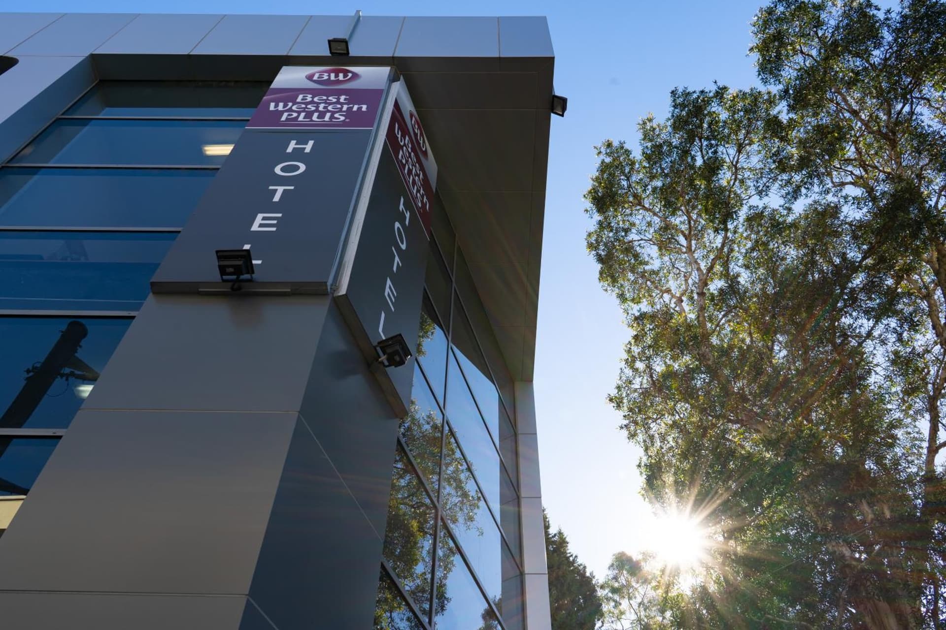 Best Western Plus Camperdown Suites