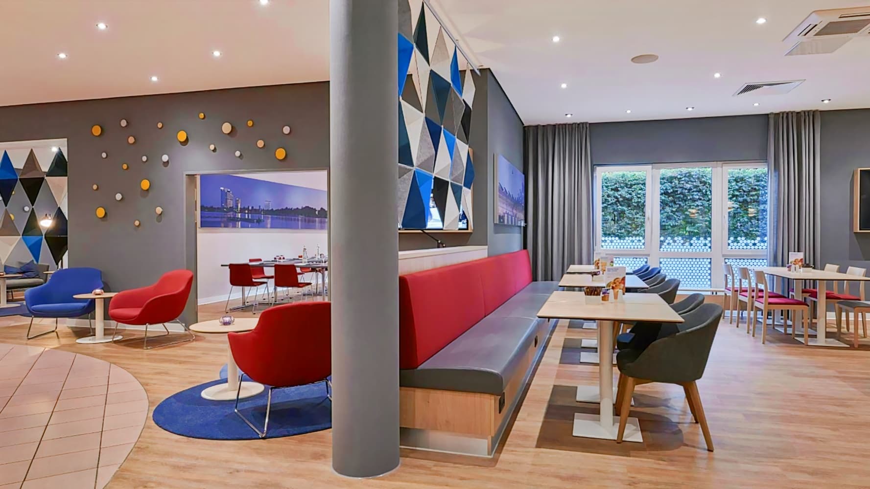 Holiday Inn Express Köln Troisdorf