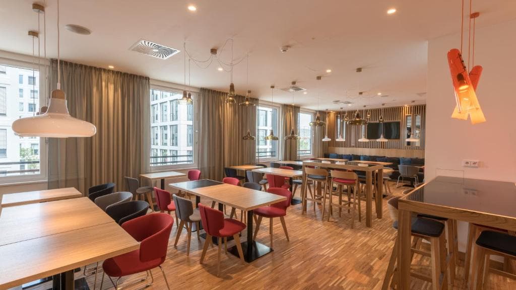 Holiday Inn Express Munich City West, an IHG Hotel