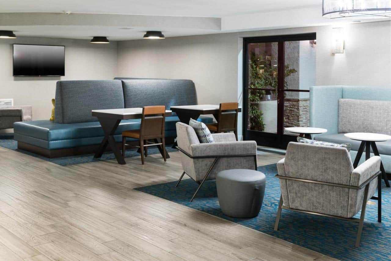 Hampton Inn Los Angeles/Santa Clarita