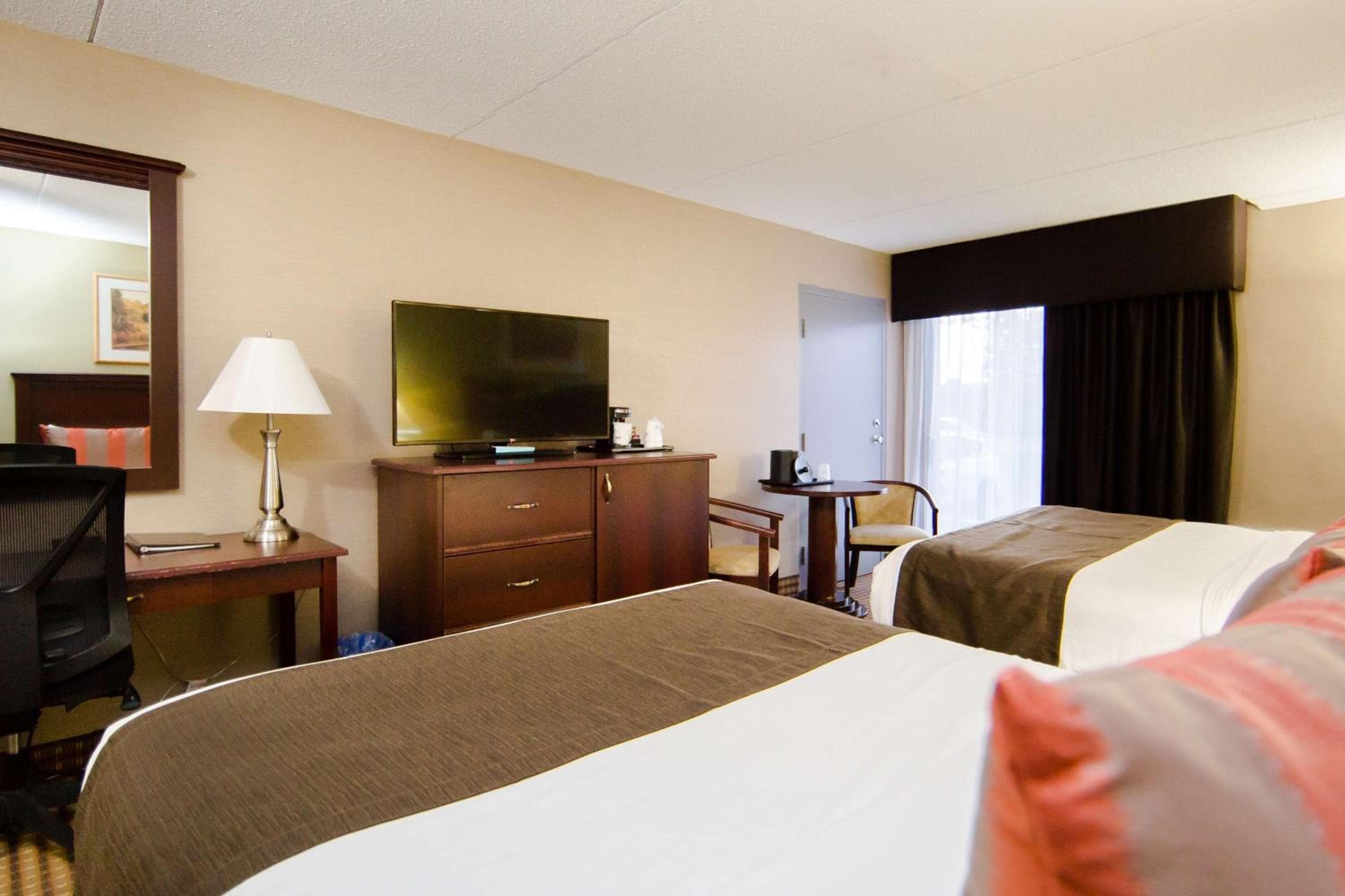 Best Western Plus Ottawa Kanata Hotel and Conference Centre