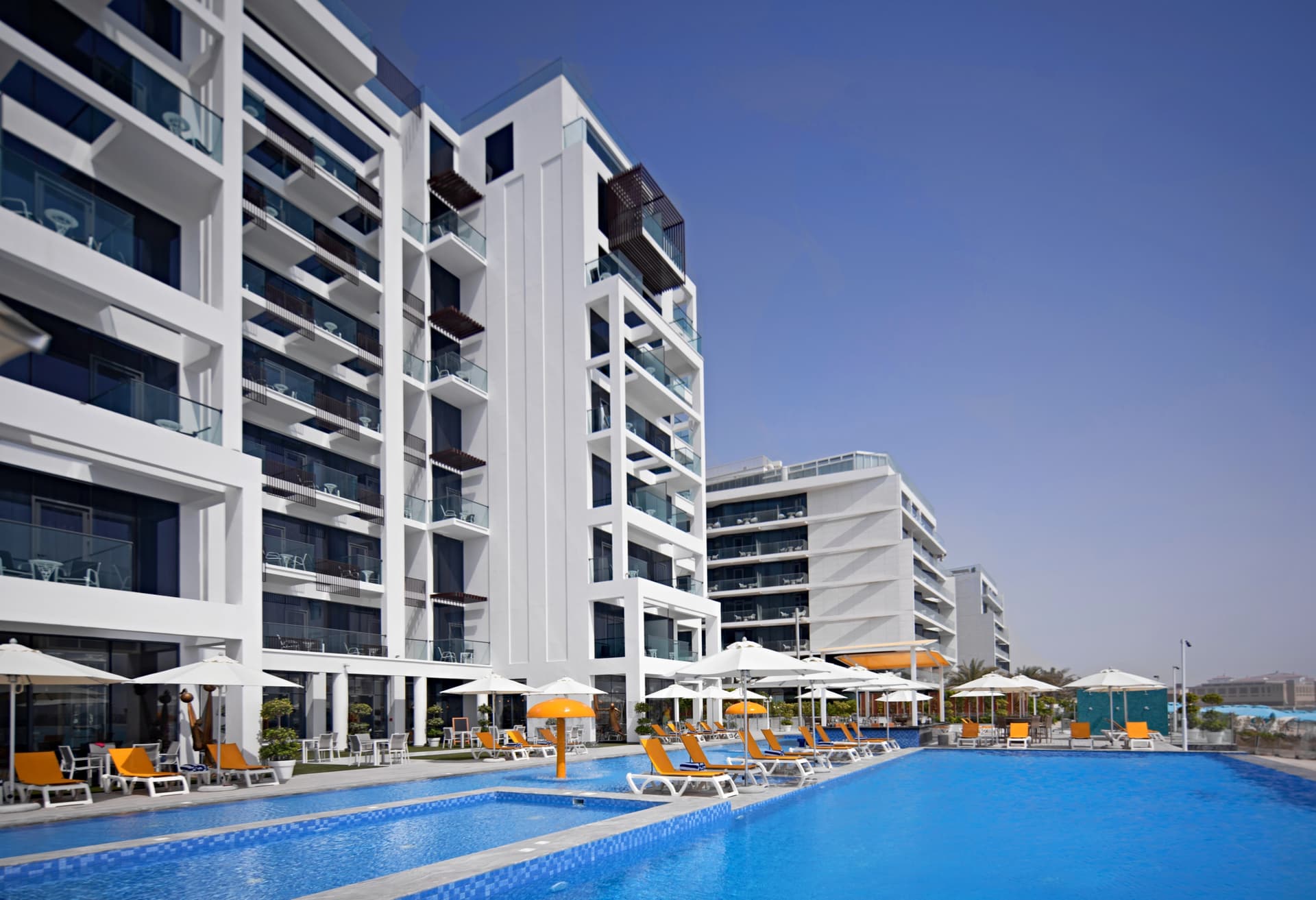 C Central Hotel and Resort The Palm