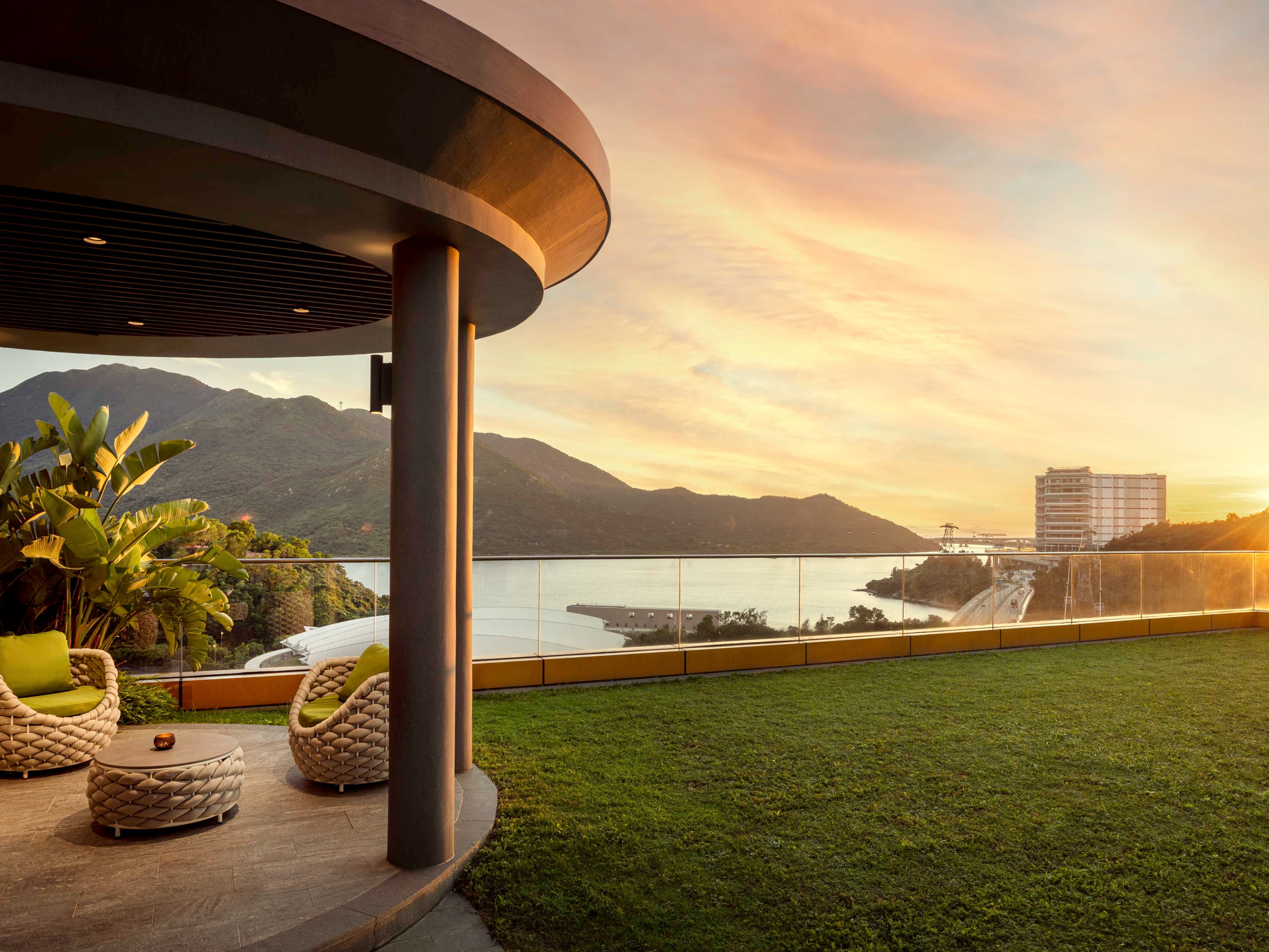 The Silveri Hong Kong - MGallery