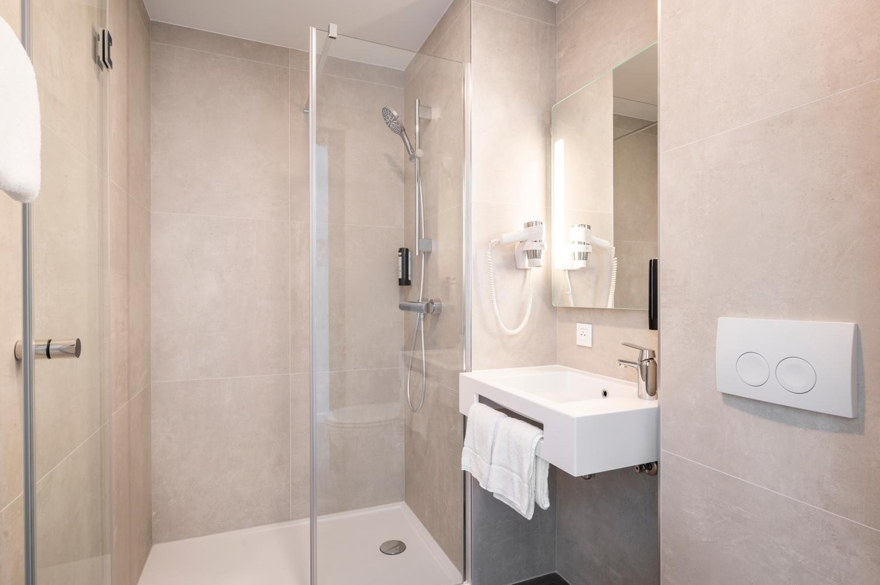 B&B HOTEL Antwerpen Centrum