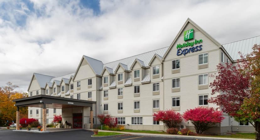 Holiday Inn Express & Suites - Lincoln East - White Mountains, an IHG Hotel