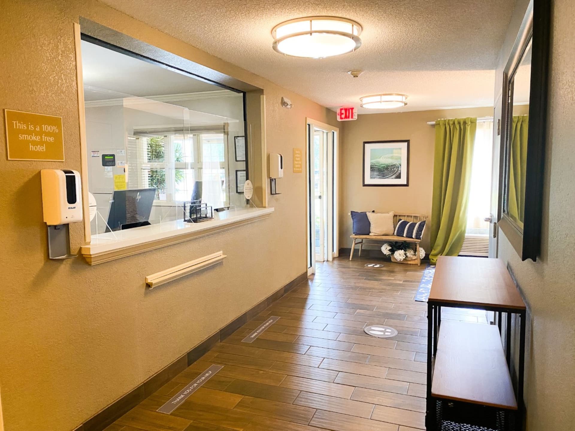 Sonesta Simply Suites Jacksonville
