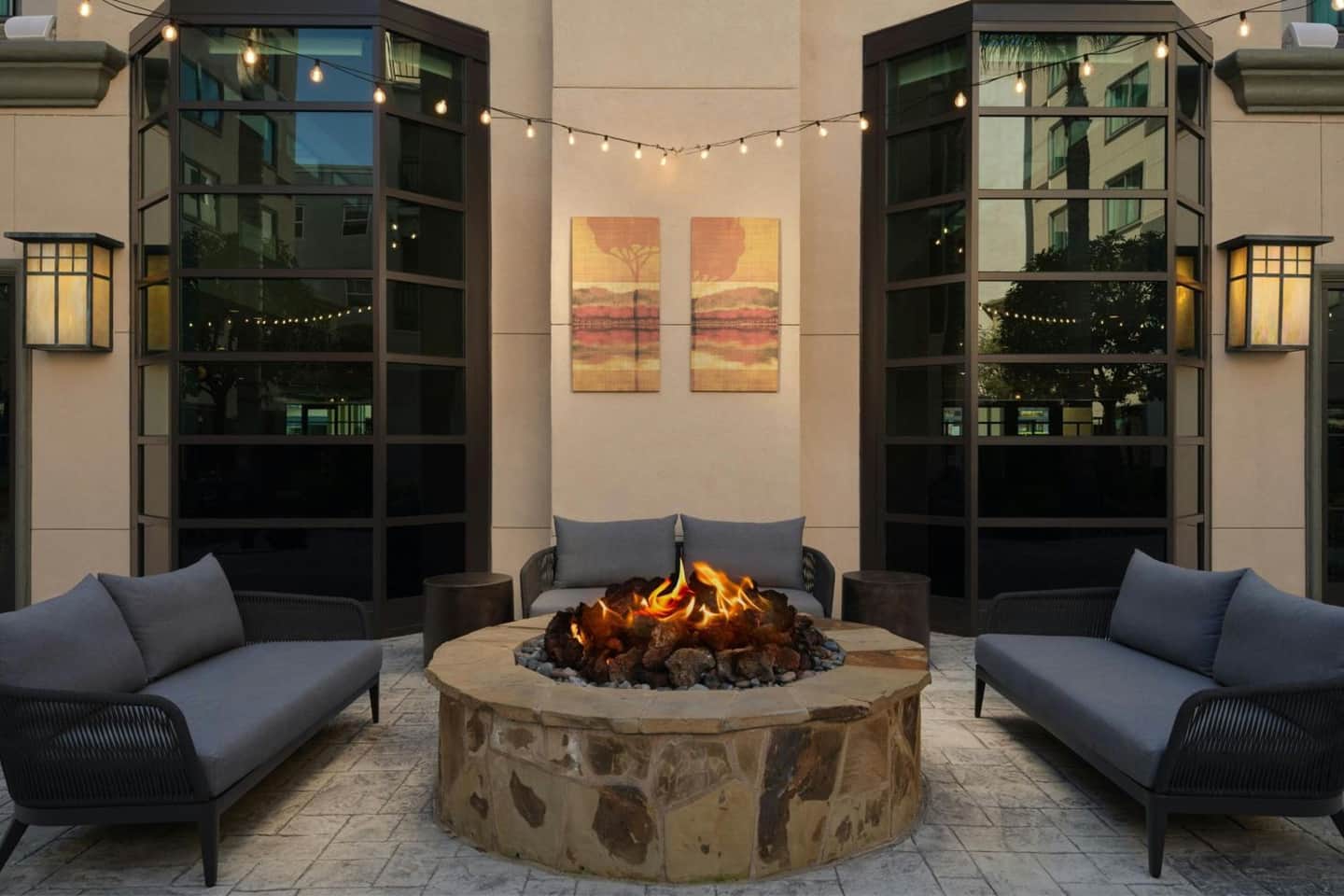 Courtyard by Marriott Los Angeles Pasadena/Old Town