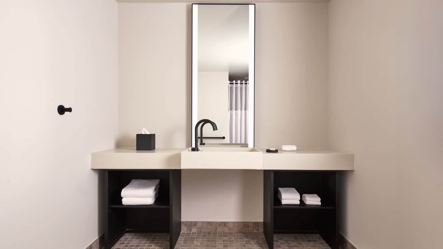 AC Hotel by Marriott Downtown Los Angeles