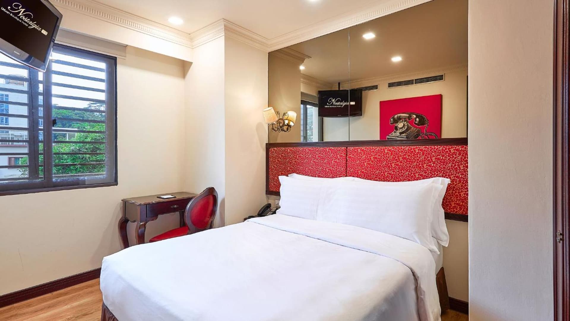 Nostalgia Hotel