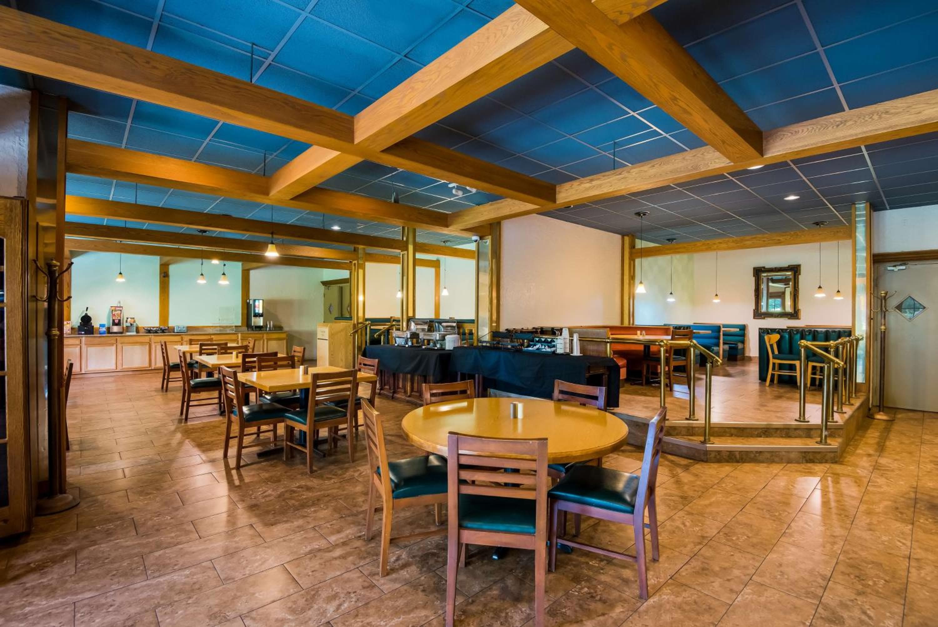 Best Western Prairie Inn & Conference Center